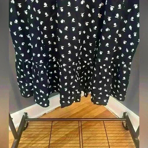 Croft & Barrow women’s black and white midi dress flowy comfortable size M - Picture 8 of 14